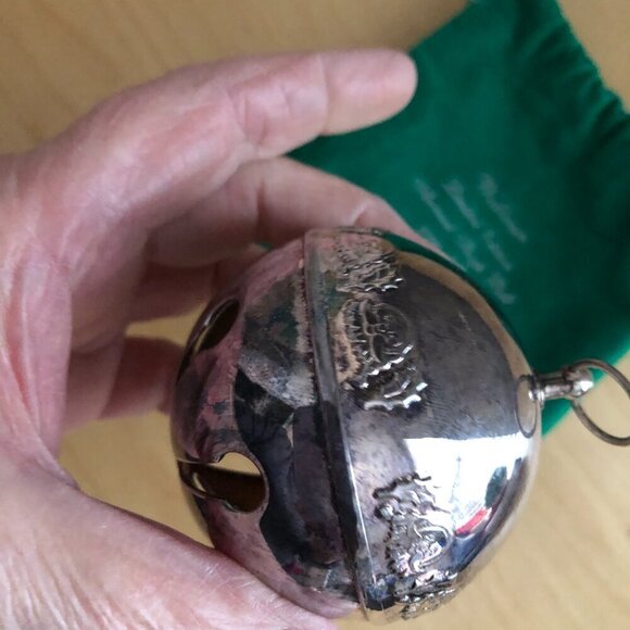 Vintage 1997 Wallace Silversmiths Silver Sleigh Bell - 27th Limited Edition - Picture 7 of 8